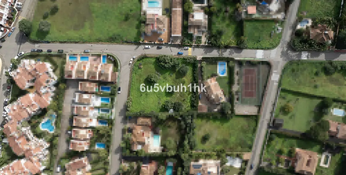 Sale of residential plot in Bel Air 3