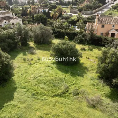 Sale of residential plot in Bel Air