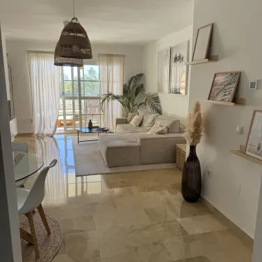 Sale of middle floor apartment in Atalaya