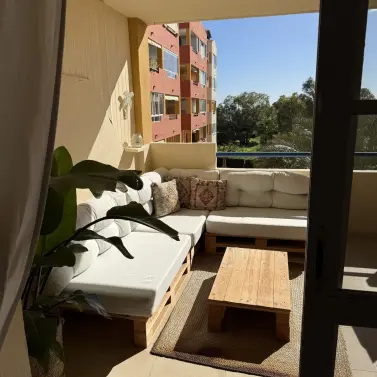 Sale of middle floor apartment in Atalaya