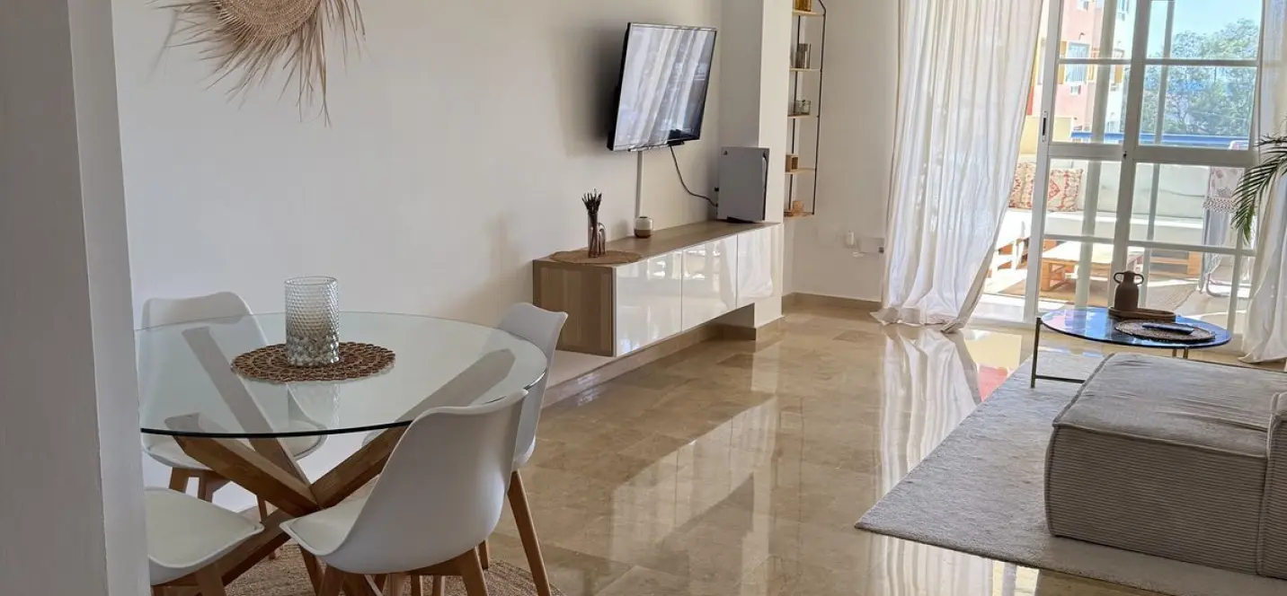 Продажа апартаментов на среднем этаже в Atalaya 1