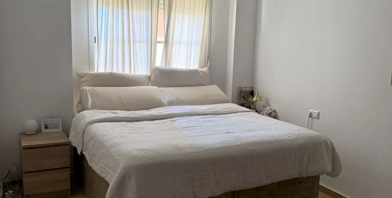 Sale of middle floor apartment in Atalaya 10