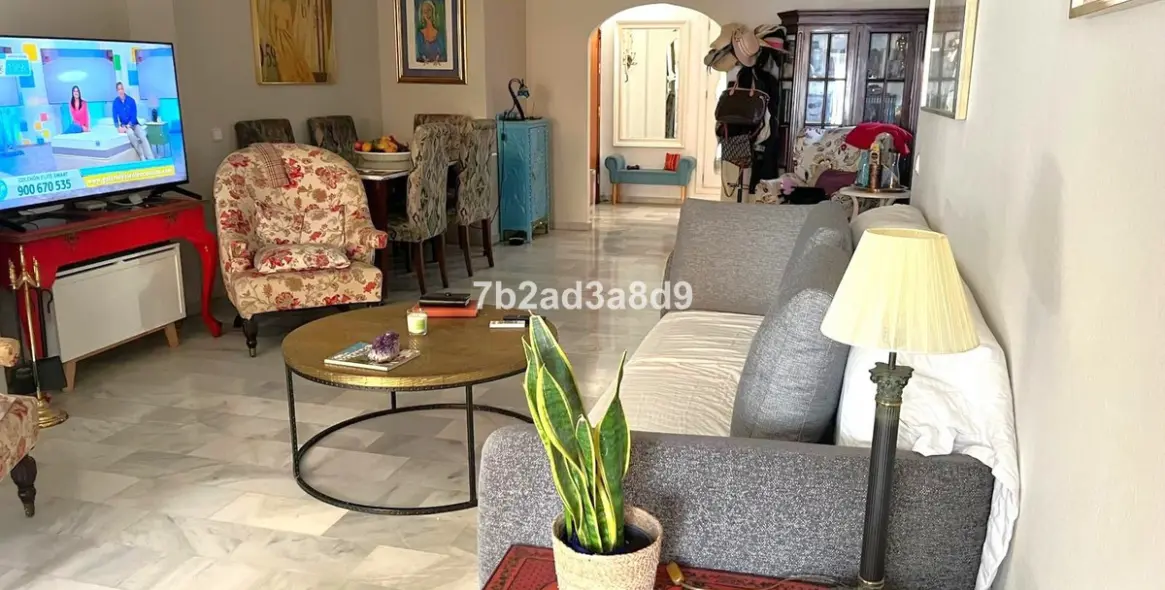 Продажа апартаментов на среднем этаже в Puerto Banús 2