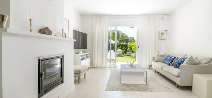 Sale of townhouse in Nueva Andalucía 1