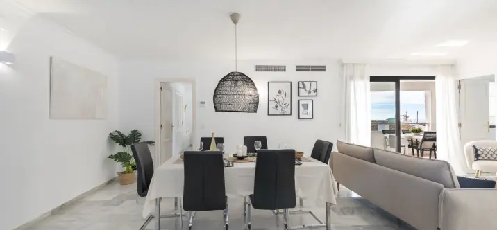 Продажа апартаментов на среднем этаже в Puerto Banús 2