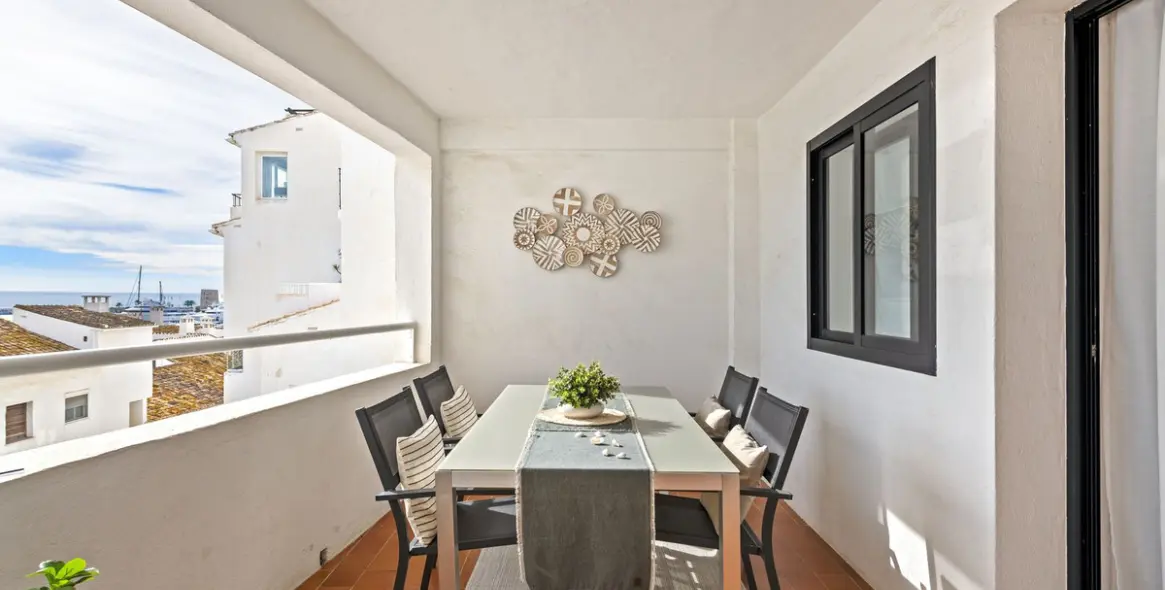 Продажа апартаментов на среднем этаже в Puerto Banús 6