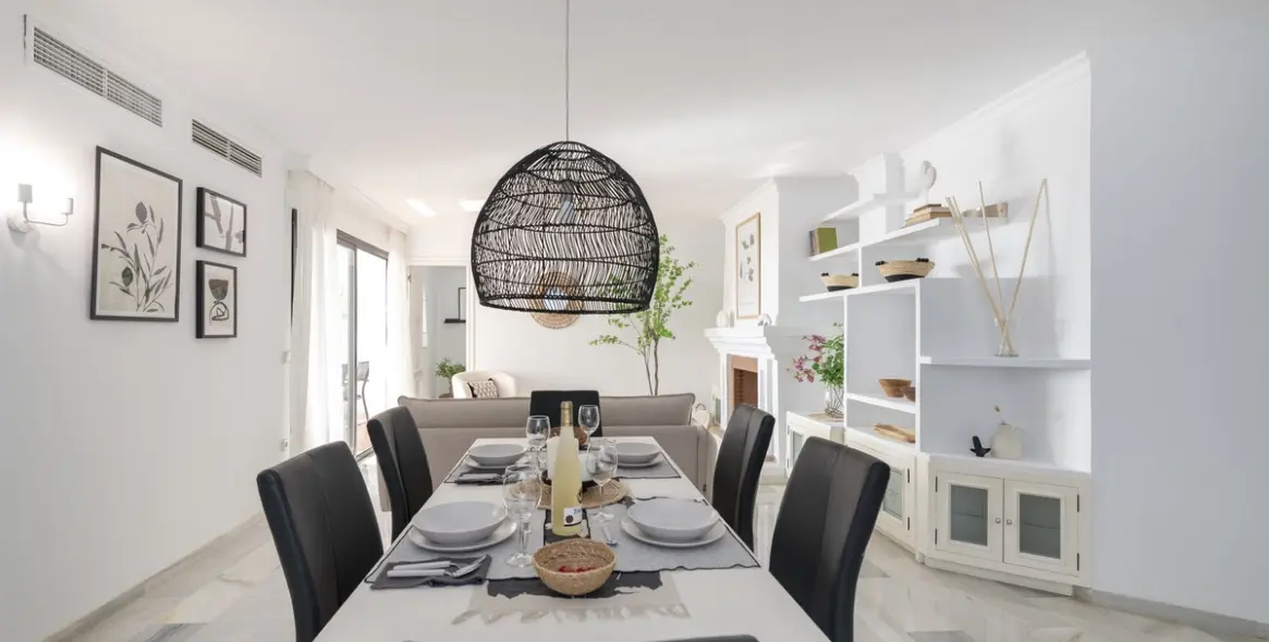 Продажа апартаментов на среднем этаже в Puerto Banús 9