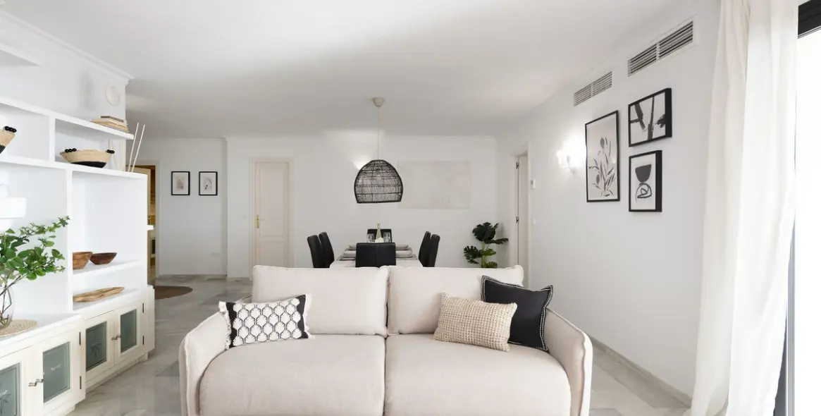 Продажа апартаментов на среднем этаже в Puerto Banús 12