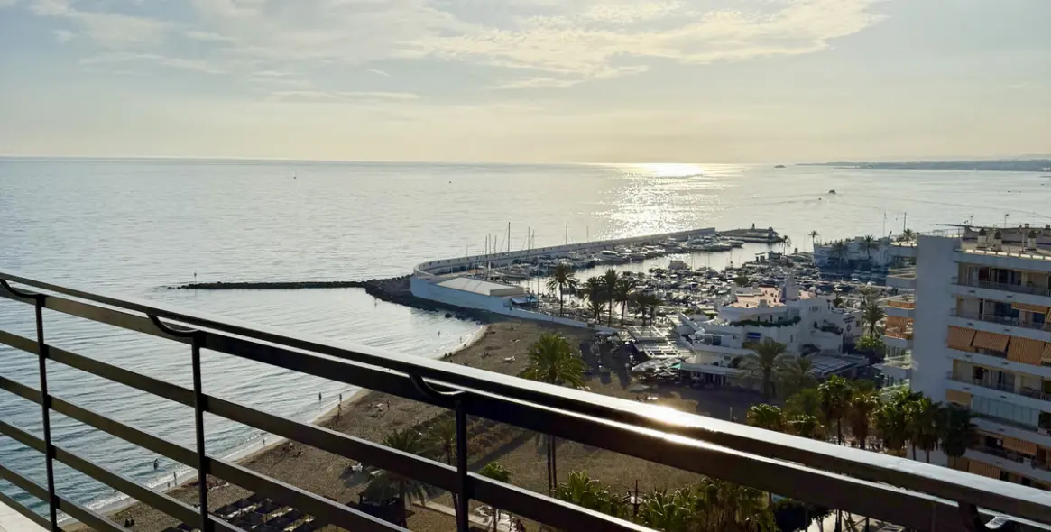 Продажа апартаментов на среднем этаже в Marbella 14