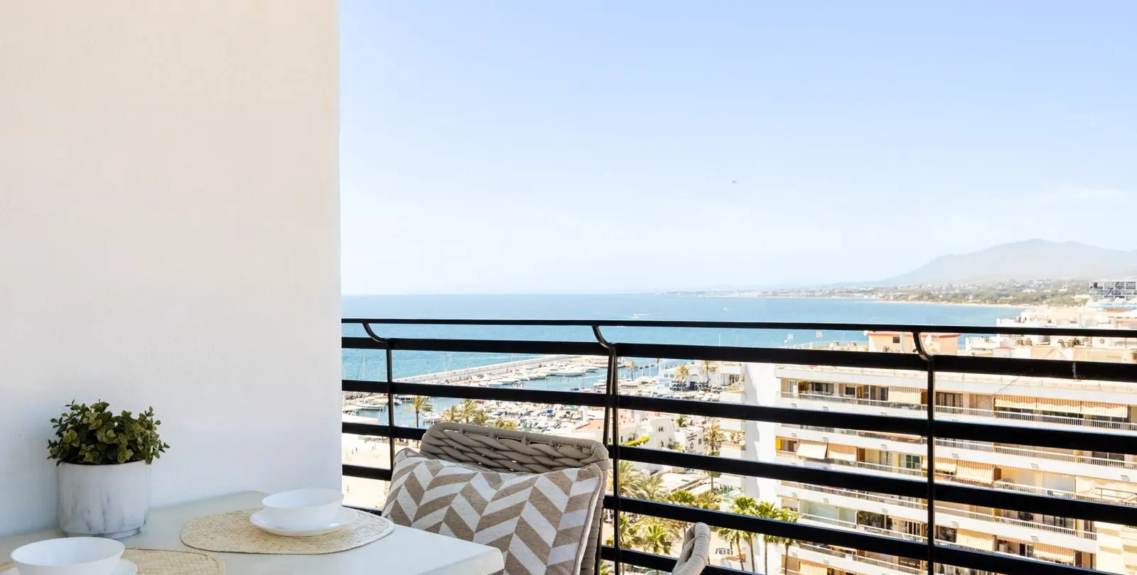 Продажа апартаментов на среднем этаже в Marbella 2