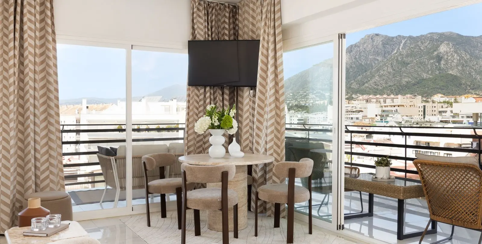 Продажа апартаментов на среднем этаже в Marbella 3