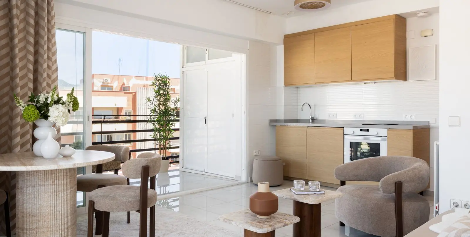 Продажа апартаментов на среднем этаже в Marbella 7