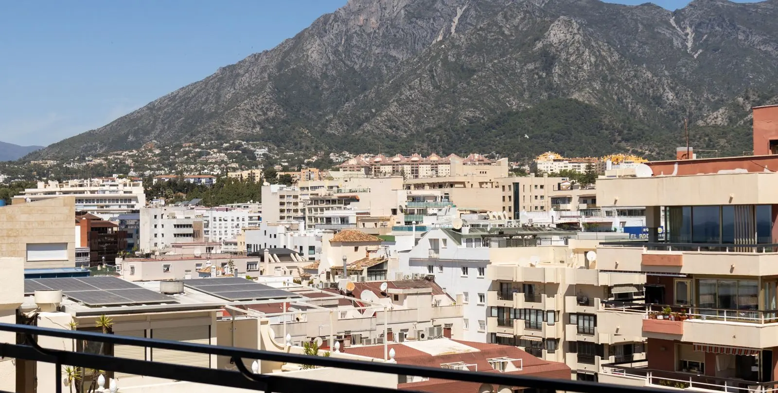 Продажа апартаментов на среднем этаже в Marbella 16