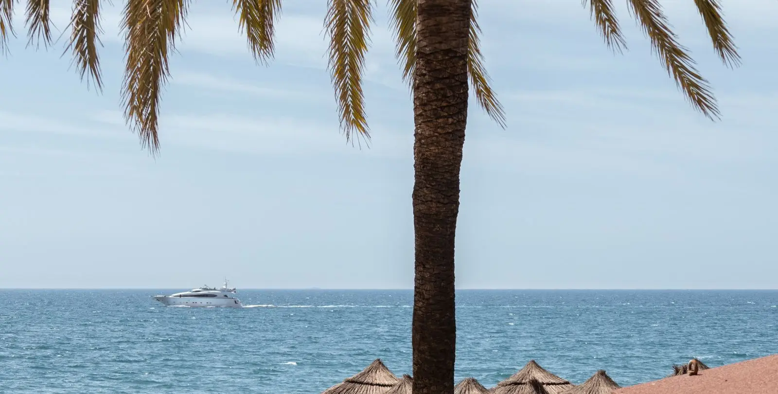 Продажа апартаментов на среднем этаже в Marbella 23
