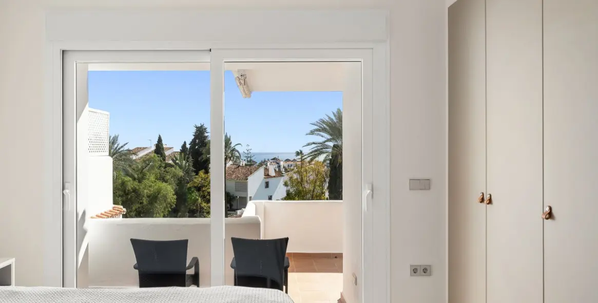 Продажа апартаментов на среднем этаже в Nueva Andalucía 18