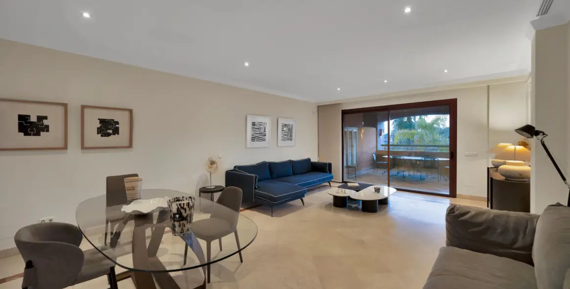 Продажа апартаментов на среднем этаже в Bahía de Marbella 4