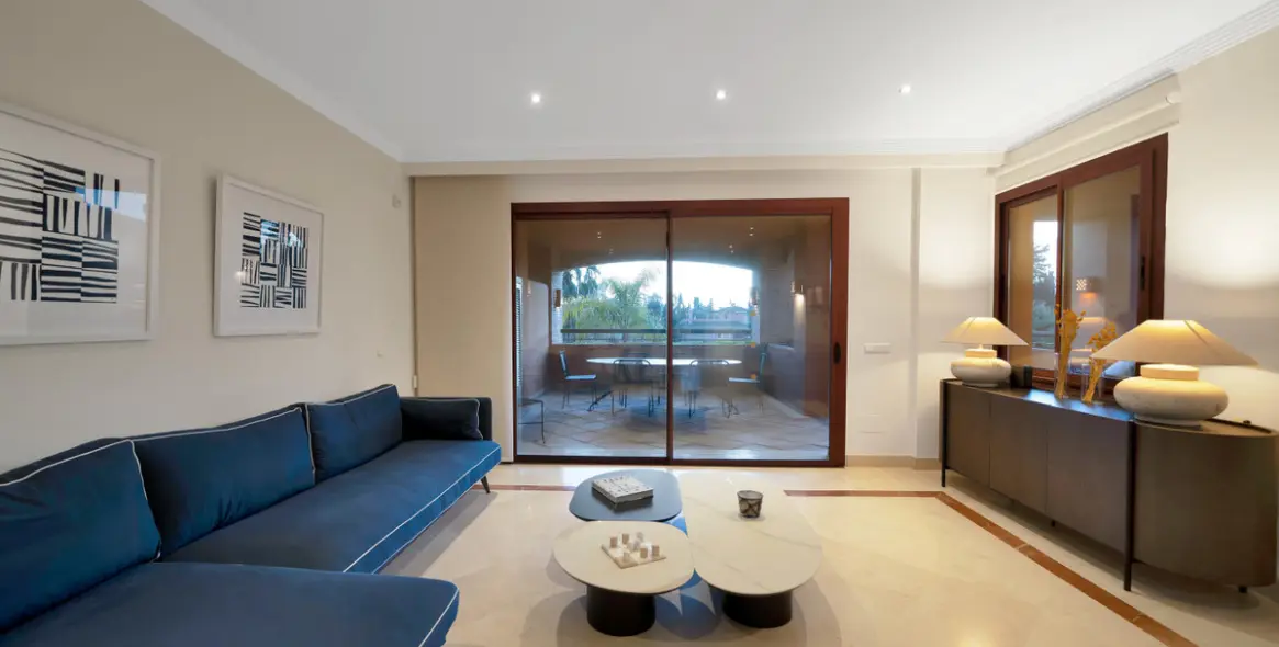 Продажа апартаментов на среднем этаже в Bahía de Marbella 23