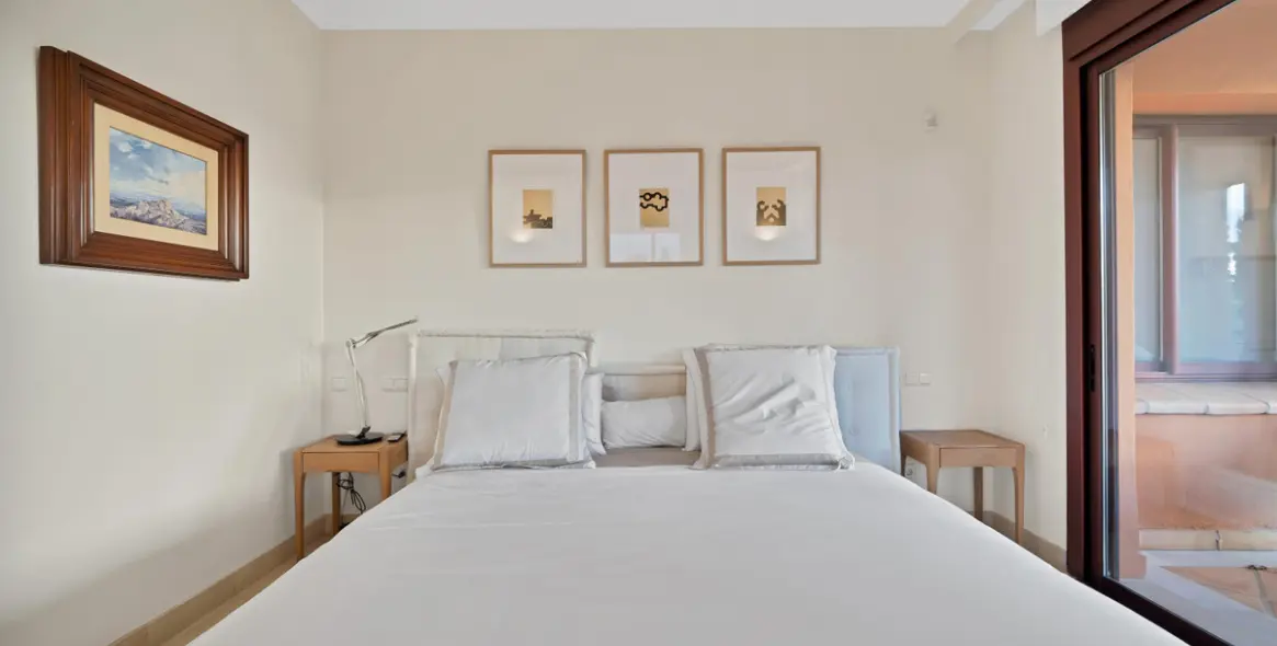 Продажа апартаментов на среднем этаже в Bahía de Marbella 30