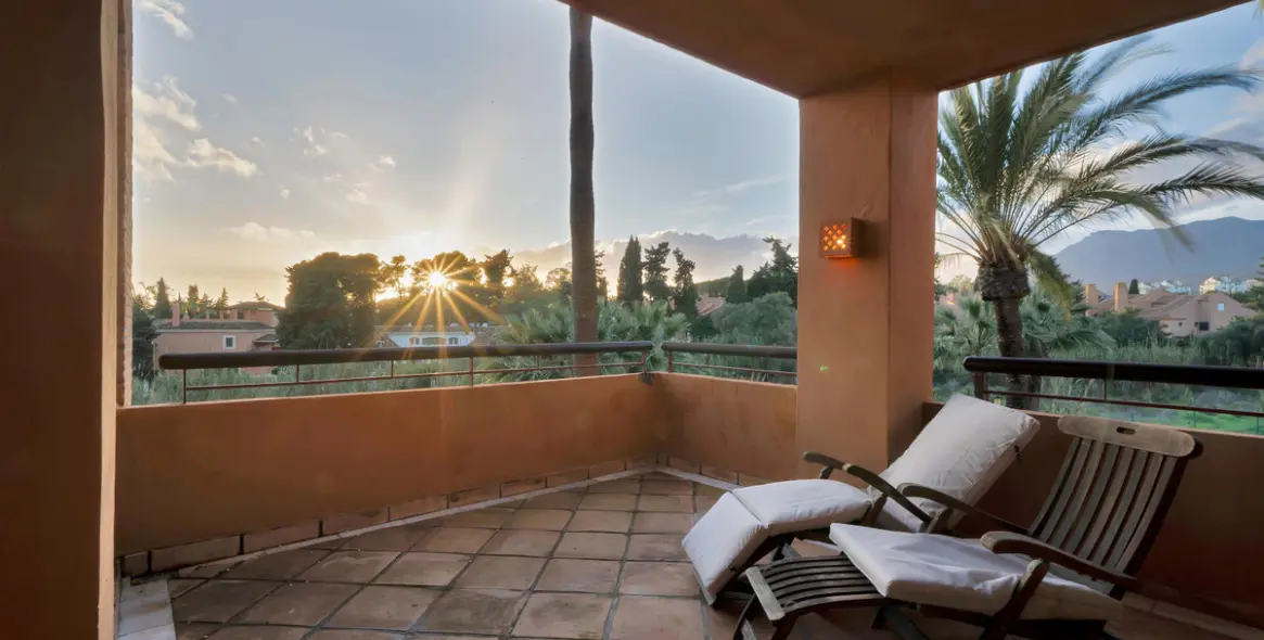 Продажа апартаментов на среднем этаже в Bahía de Marbella 32