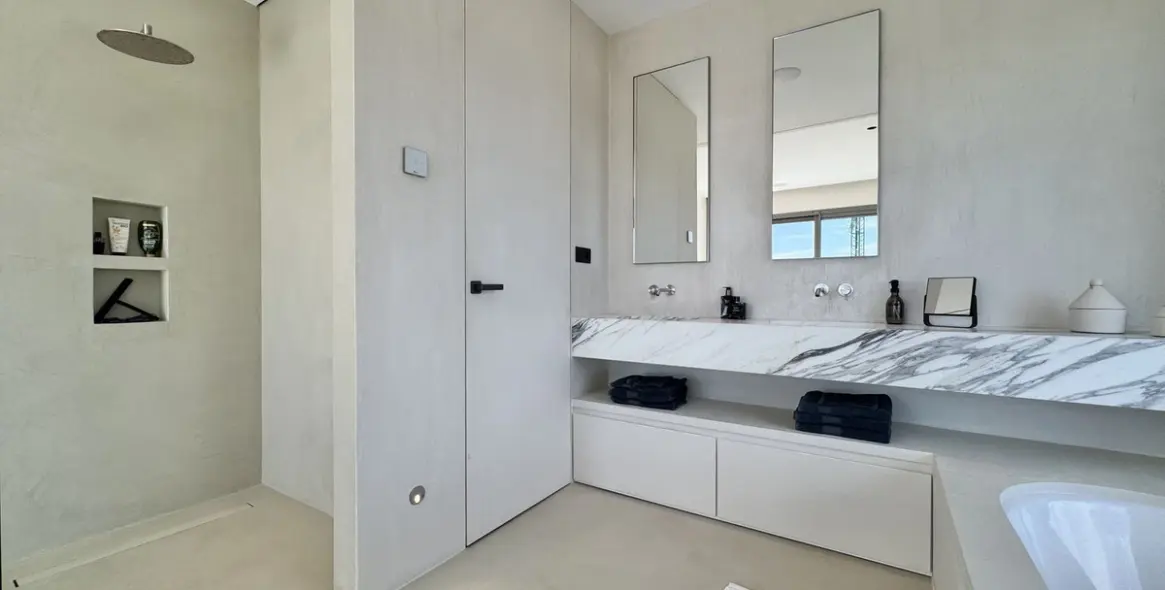 Продажа апартаментов на среднем этаже в La Quinta 18