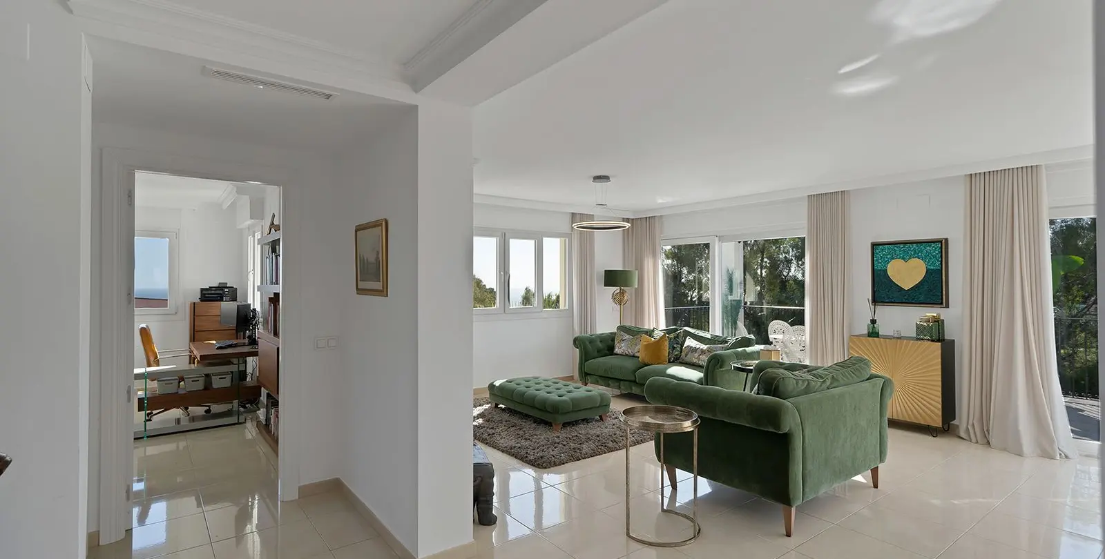 Sale of detached villa in Benalmadena 24