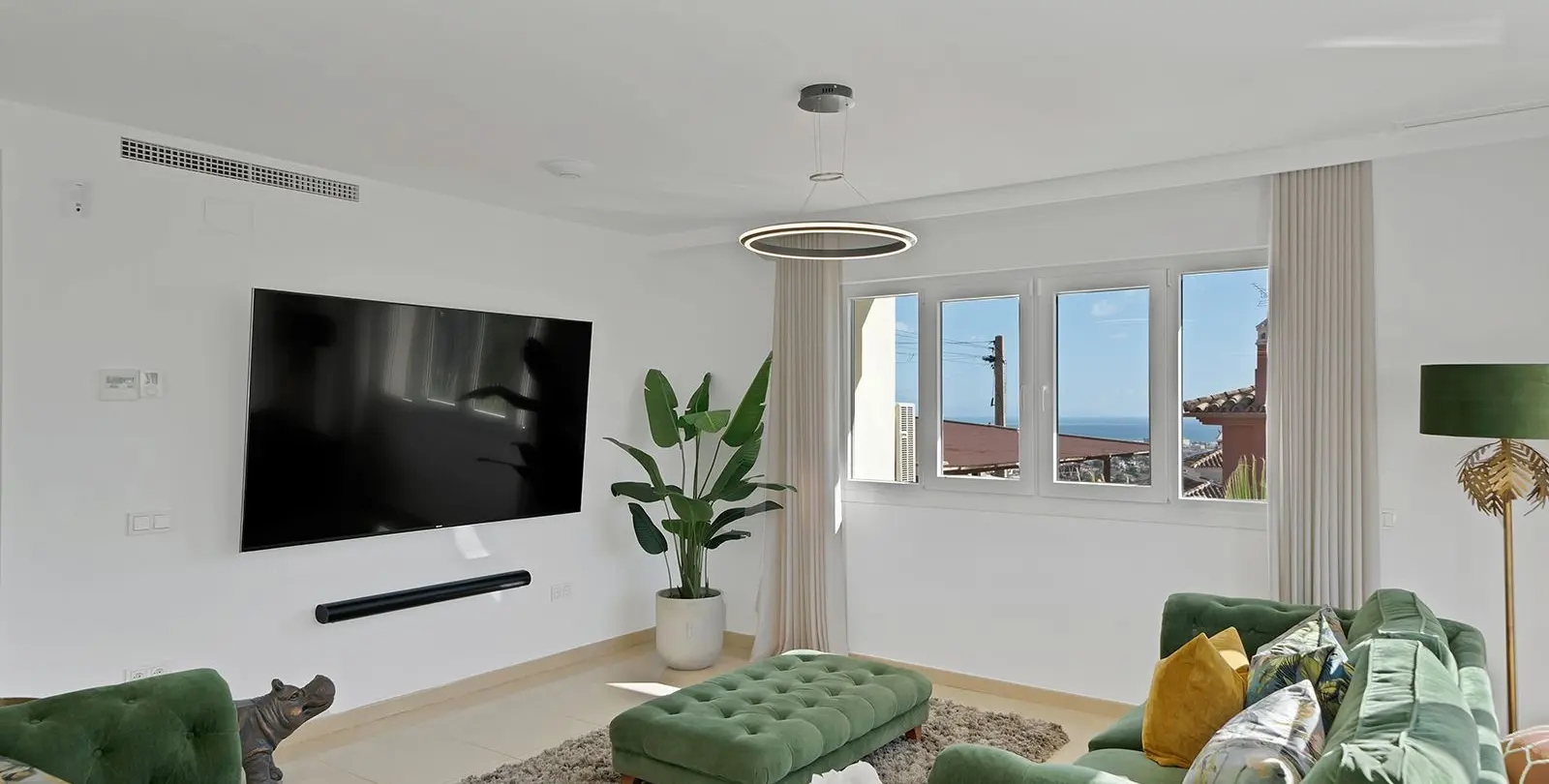 Sale of detached villa in Benalmadena 25