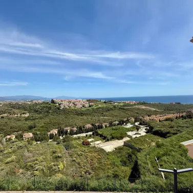 Alquiler a largo plazo de ático en Manilva