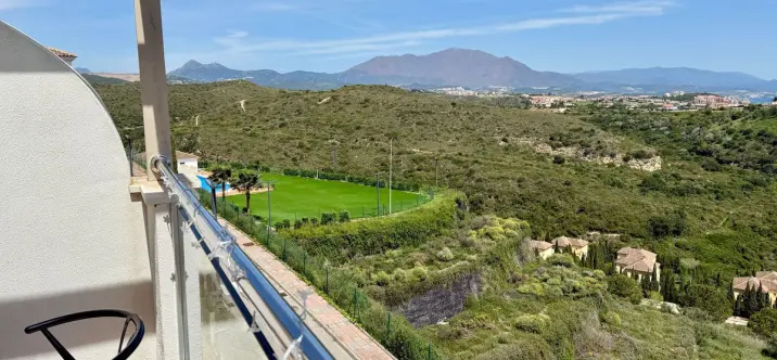 Alquiler a largo plazo de ático en Manilva 4