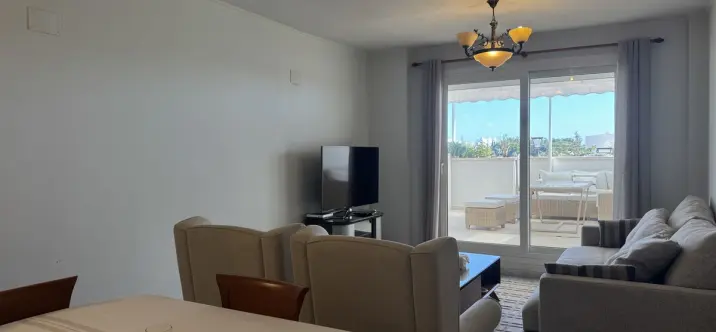 Long-term rent of penthouse in Nueva Andalucía 2