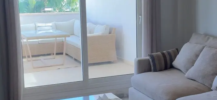 Long-term rent of penthouse in Nueva Andalucía 4