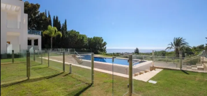 Долгосрочная аренда таунхауса в Sierra Blanca 4