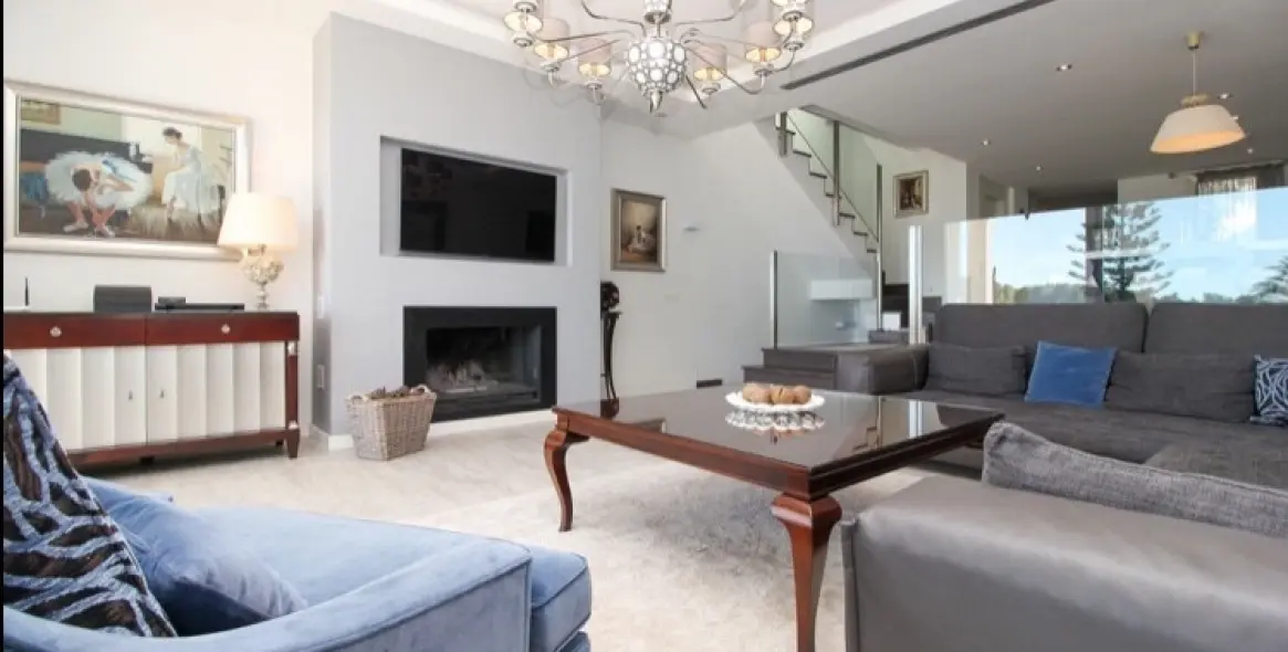 Long-term rent of townhouse in Sierra Blanca 19