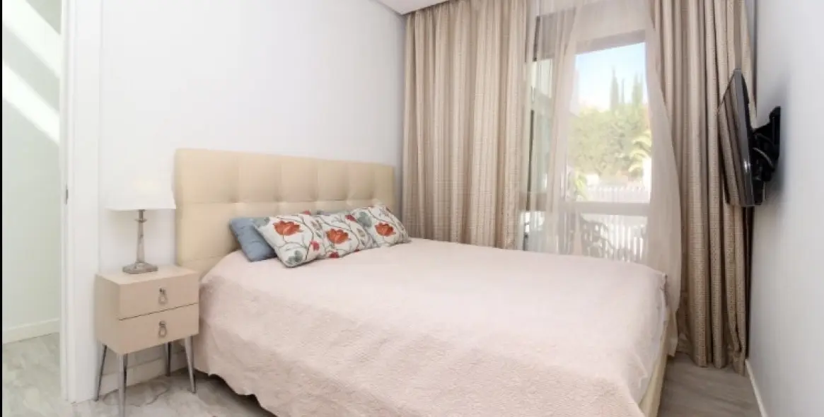 Долгосрочная аренда таунхауса в Sierra Blanca 26