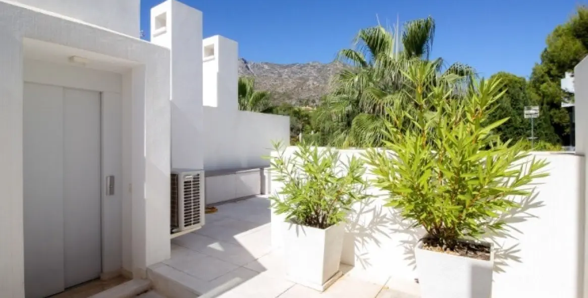 Долгосрочная аренда таунхауса в Sierra Blanca 40