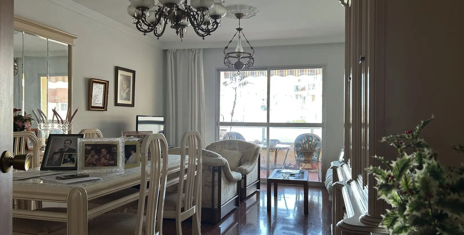 Sale of penthouse in Nerja 4