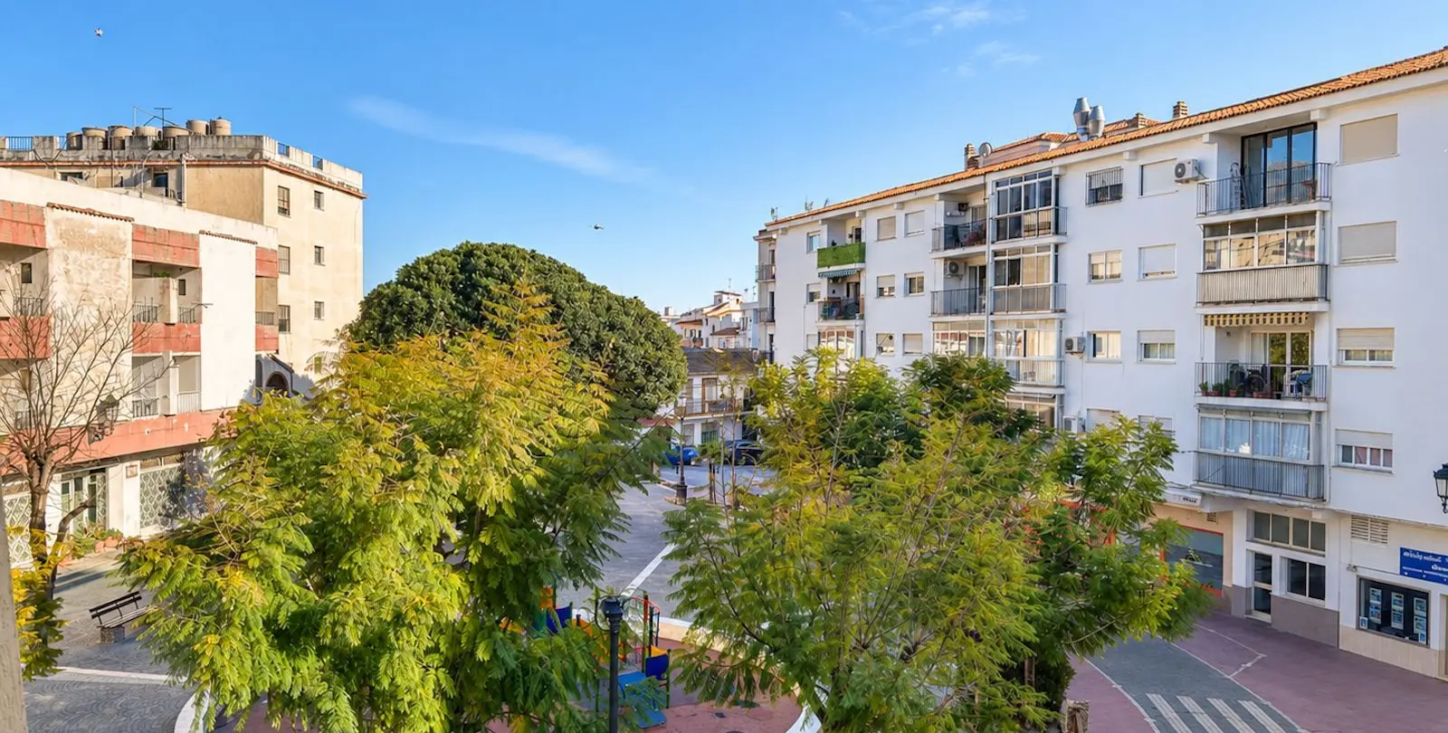 Sale of penthouse in Nerja 1
