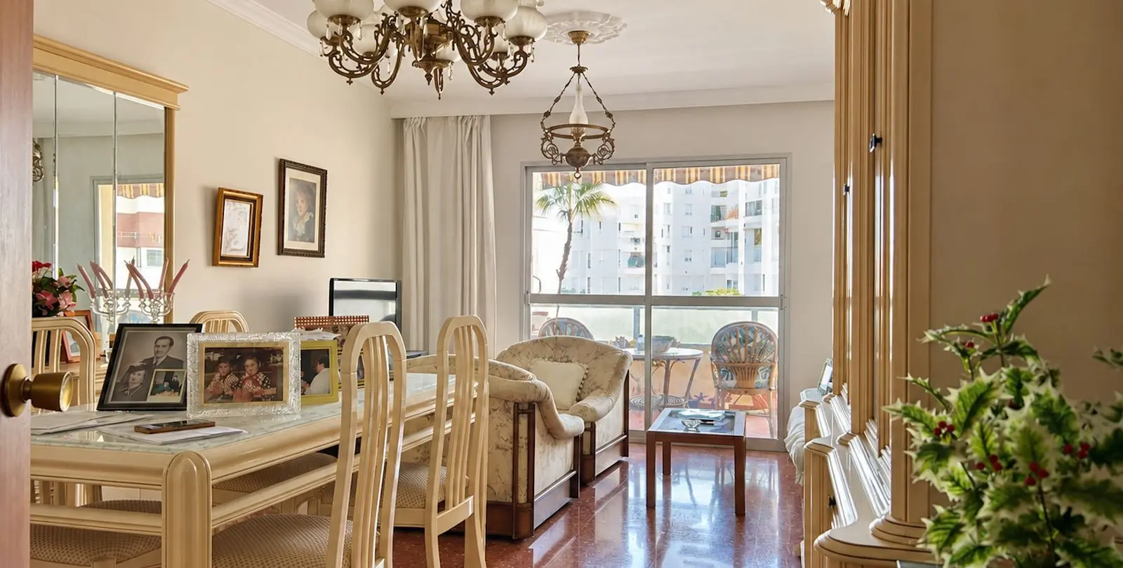 Sale of penthouse in Nerja 5