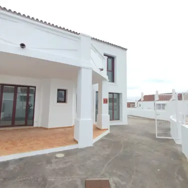 Продажа таунхауса в Doña Julia