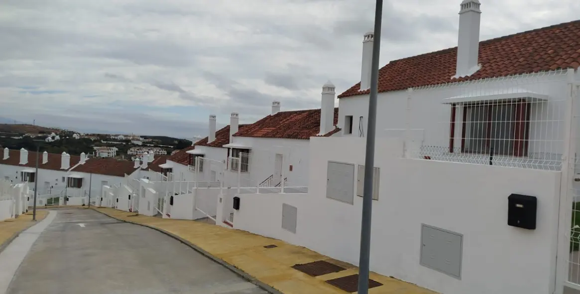 Продажа таунхауса в Doña Julia 20