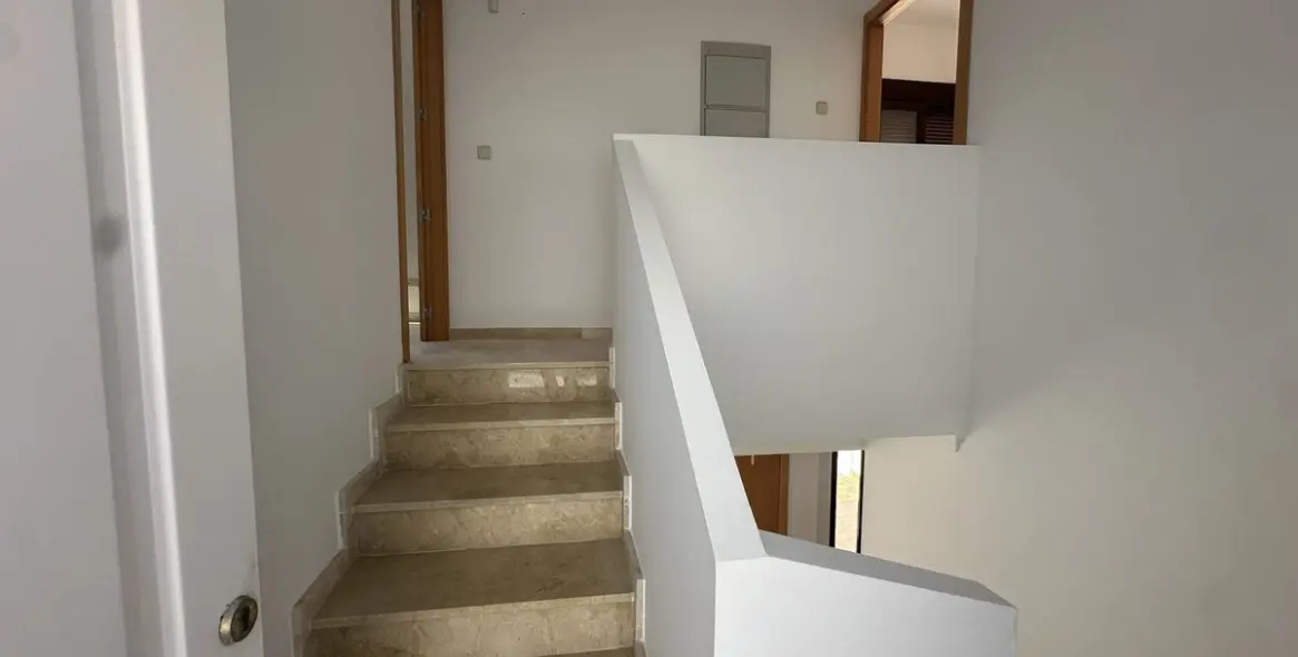 Продажа таунхауса в Doña Julia 29