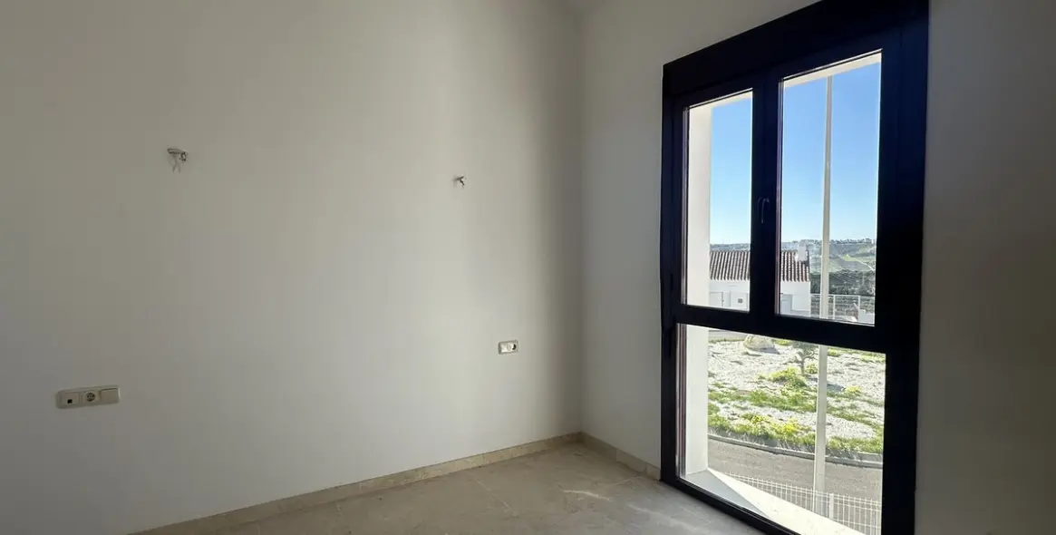 Продажа таунхауса в Doña Julia 30