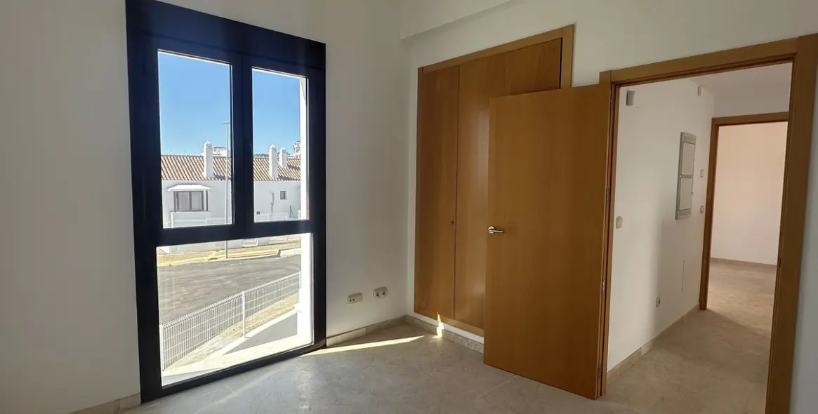 Продажа таунхауса в Doña Julia 33