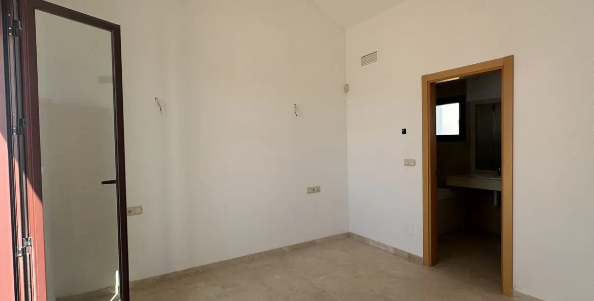 Продажа таунхауса в Doña Julia 43