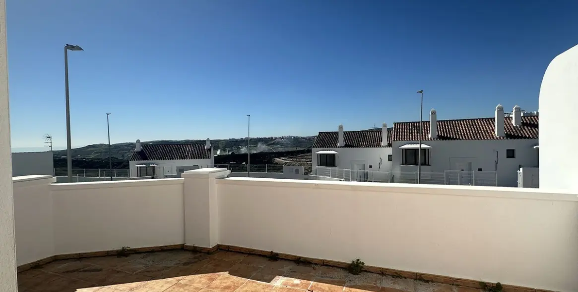 Продажа таунхауса в Doña Julia 48