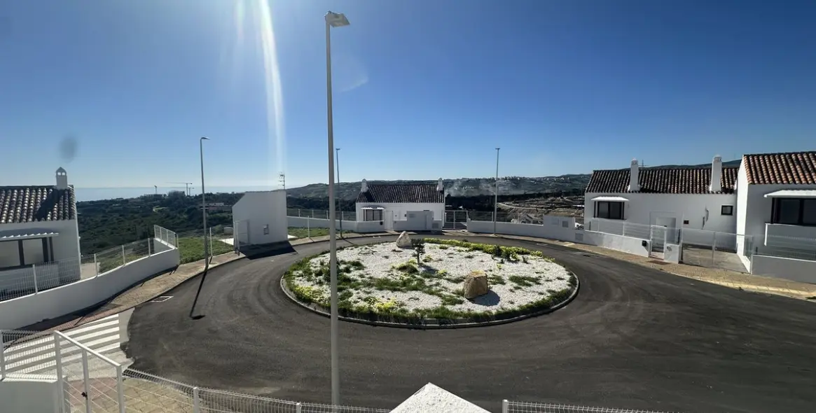 Продажа таунхауса в Doña Julia 54