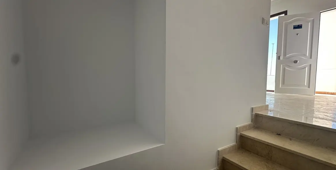 Продажа таунхауса в Doña Julia 59