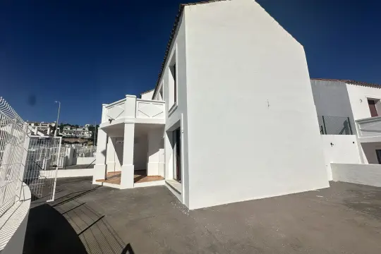 Image 7 thumb