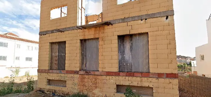 Sale of residential plot in Fuengirola 2