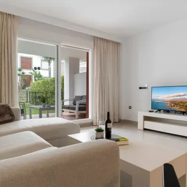 Продажа апартаментов на первом этаже в Estepona