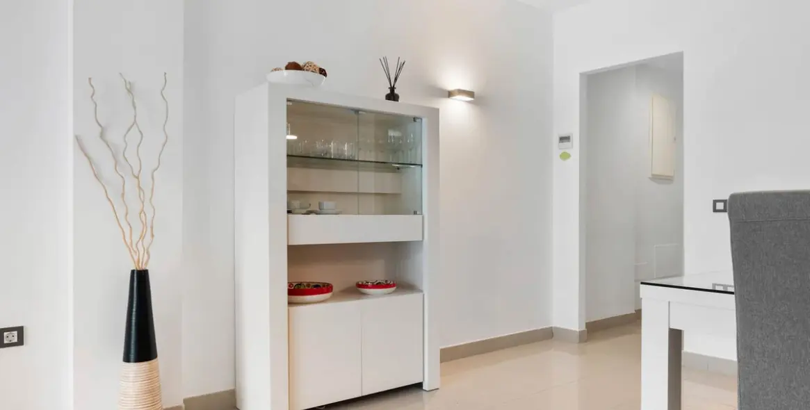 Продажа апартаментов на первом этаже в Estepona 11